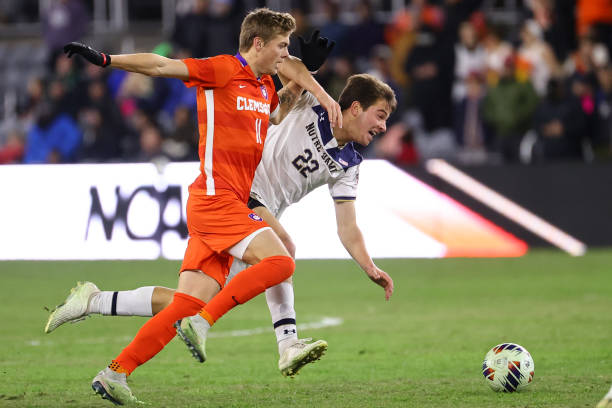 期待更多的 期待更多的