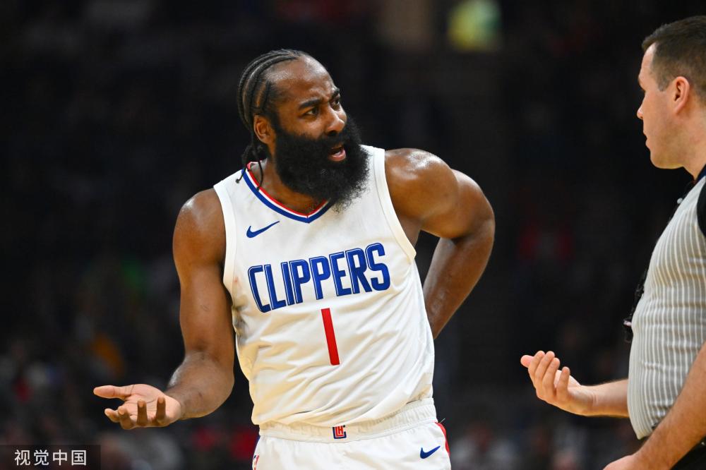 却主动在场 却主动在场